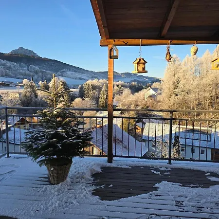 Naturnah & Gemuetlich - Feriennest Mit Bergkulisse شقة