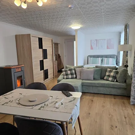 Apartament Naturnah & Gemuetlich - Feriennest Mit Bergkulisse